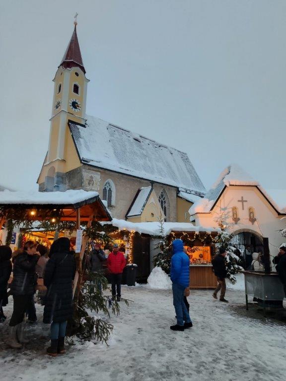 Fahrt zum Adventkonzert und Adventmarkt nach Schleißheim 2023